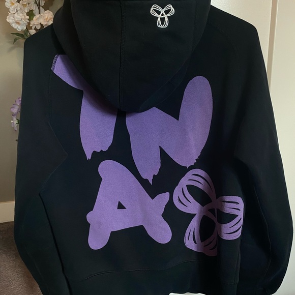 TNA Hoodie - Picture 2 of 3